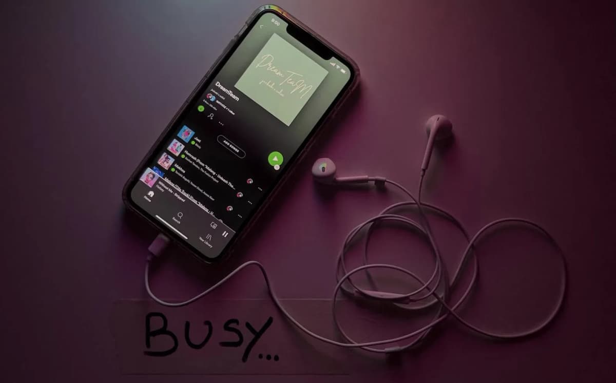 How Much Do Spotify Playlist Curators Make